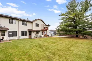 1658 Helena Rd N, Oakdale, MN 55128 - Photo 19