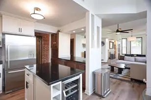 162 College Ave W, Saint Paul, MN 55102 - Photo 25