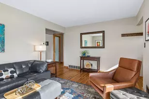 1031 Bowdoin St, Saint Paul, MN 55116 - Photo 5