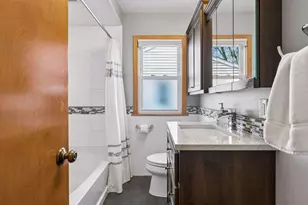 1031 Bowdoin St, Saint Paul, MN 55116 - Photo 17