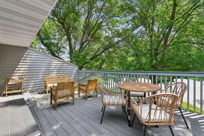 1042 Pontiac Lane, Chanhassen, MN 55317 - Photo 15