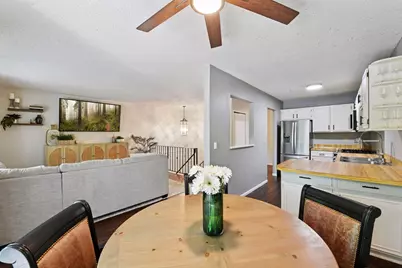 1042 Pontiac Lane, Chanhassen, MN 55317 - Photo 13