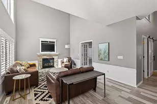 19182 Ismay Ct, Lakeville, MN 55044 - Photo 3