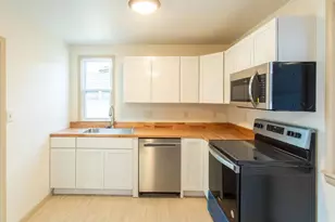 804 N 3rd Street N, Fargo, ND 58102 - Photo 9