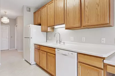 100 Clydesdale Trail #305, Medina, MN 55340 - Photo 7