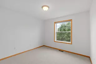 8202 Golden Valley Rd, Golden Valley, MN 55427 - Photo 13