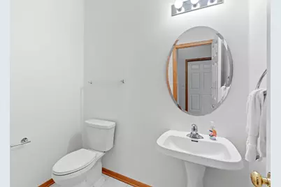 8202 Golden Valley Road, Golden Valley, MN 55427 - Photo 11