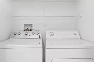 8202 Golden Valley Rd, Golden Valley, MN 55427 - Photo 21