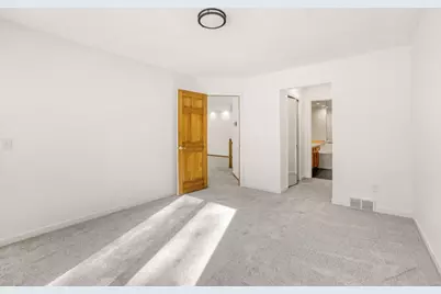 13301 Huntington Circle, Apple Valley, MN 55124 - Photo 17