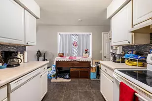 195 Iris St, Mahtomedi, MN 55115 - Photo 29