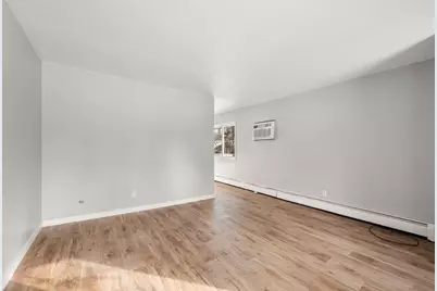 195 Iris Street, Mahtomedi, MN 55115 - Photo 5