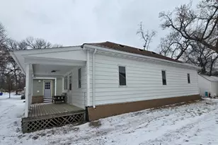 418 3rd St SW, Pipestone, MN 56164 - Photo 3