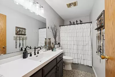 609 E Welco Drive, Montgomery, MN 56069 - Photo 13