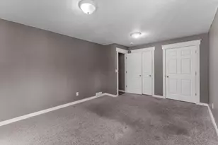 2501 W 98th St, Bloomington, MN 55431 - Photo 11