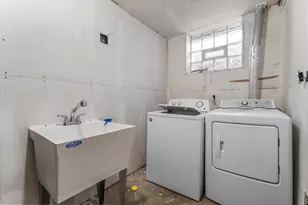 2501 W 98th St, Bloomington, MN 55431 - Photo 19