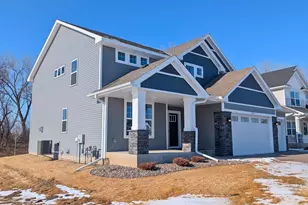 4024 Heath Ave N, Oakdale, MN 55128 - Photo 1