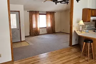 10430 Lever St NE, Circle Pines, MN 55014 - Photo 9