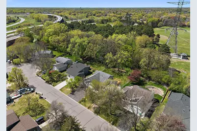 9419 James Avenue N, Brooklyn Park, MN 55444 - Photo 5