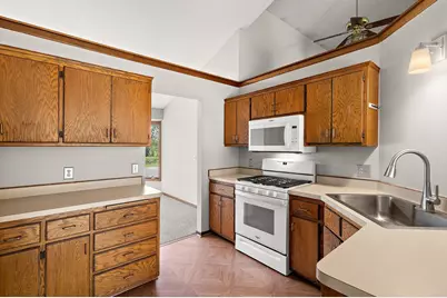 9419 James Avenue N, Brooklyn Park, MN 55444 - Photo 9
