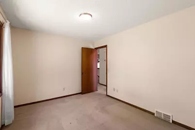 9419 James Avenue N, Brooklyn Park, MN 55444 - Photo 19