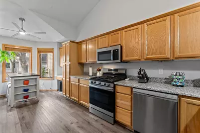 1140 Trenton Circle N, Plymouth, MN 55441 - Photo 11