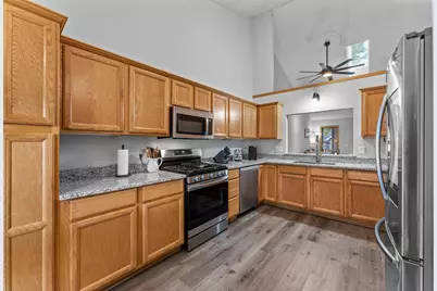 1140 Trenton Circle N, Plymouth, MN 55441 - Photo 9