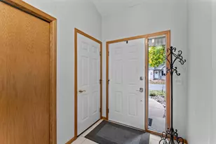 1140 Trenton Cir N, Plymouth, MN 55441 - Photo 7