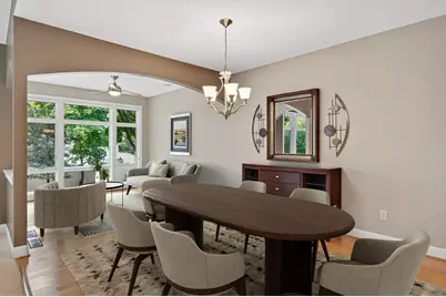 2512 Skyblue Court, White Bear Lake, MN 55110 - Photo 9