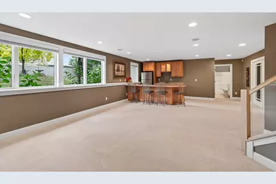 2512 Skyblue Court, White Bear Lake, MN 55110 - Photo 31