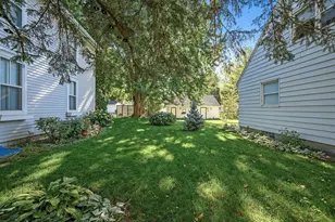 333 W 2nd St, Waconia, MN 55387 - Photo 11