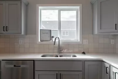 1129 Jill Drive W, West Fargo, ND 58078 - Photo 9