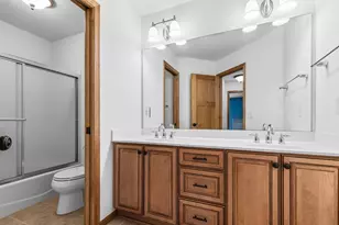 4120 Kings Rd, Chanhassen, MN 55331 - Photo 37