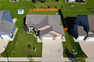 2285 Orion St SW, Rochester, MN 55902 - Photo 3