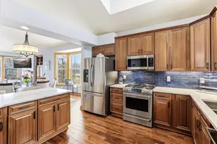 5129 Wild Marsh Dr, White Bear Lake, MN 55110 - Photo 9