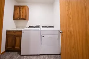 321 W Garfield Ave, Mahnomen, MN 56557 - Photo 11