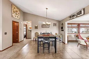 1125 Bridle Creek Dr, Jordan, MN 55352 - Photo 9