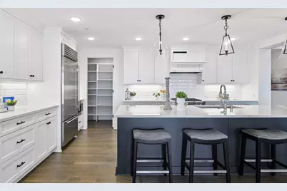 222 Ferndale Road S #304, Wayzata, MN 55391 - Photo 5