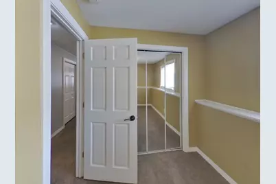 8641 Emerson Avenue N, Brooklyn Park, MN 55444 - Photo 21