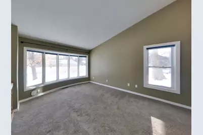 8641 Emerson Avenue N, Brooklyn Park, MN 55444 - Photo 13