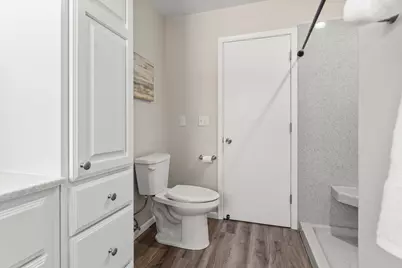 1700 72nd Avenue N, Brooklyn Center, MN 55430 - Photo 13