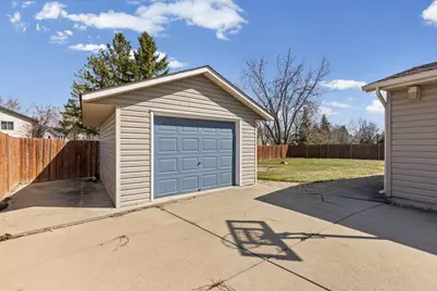 15635 Hallmark Path, Apple Valley, MN 55124 - Photo 57