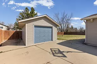 15635 Hallmark Path, Apple Valley, MN 55124 - Photo 57