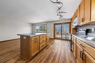 15635 Hallmark Path, Apple Valley, MN 55124 - Photo 13