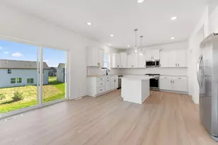 2423 Tyrone Dr, Shakopee, MN 55379 - Photo 3