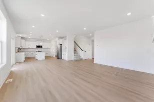 2423 Tyrone Dr, Shakopee, MN 55379 - Photo 5