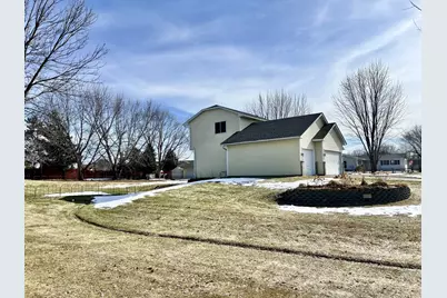 17229 Van Buren Street NE, Ham Lake, MN 55304 - Photo 7