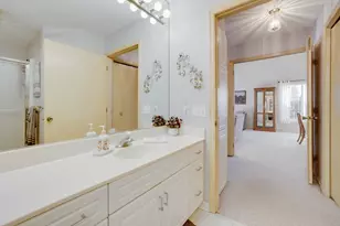 5670 Heather Ridge Dr, Shoreview, MN 55126 - Photo 13