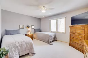 5670 Heather Ridge Dr, Shoreview, MN 55126 - Photo 11