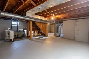 2421 McNair Dr N, Golden Valley, MN 55422 - Photo 9