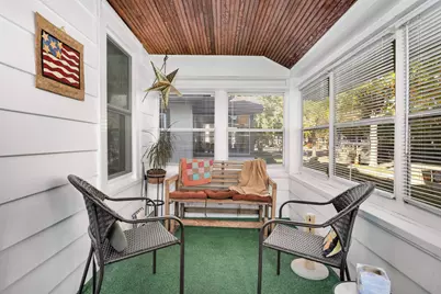 2742 Garfield Street NE, Minneapolis, MN 55418 - Photo 3